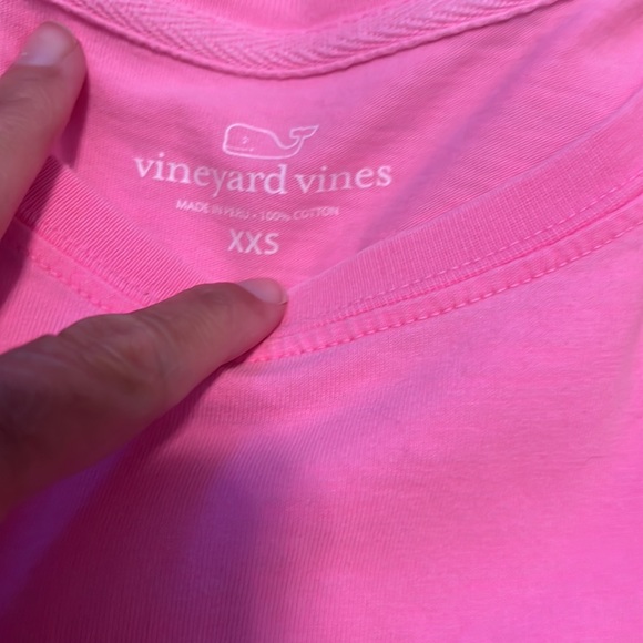 2 long sleeve vineyard vine T-shirts - Picture 2 of 5